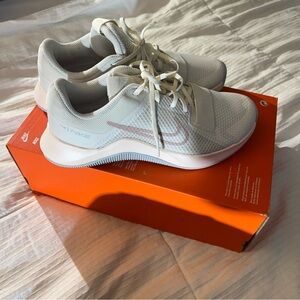 Size 7 - Nike MC Trainer 2 Pale Ivory Guava Ice W